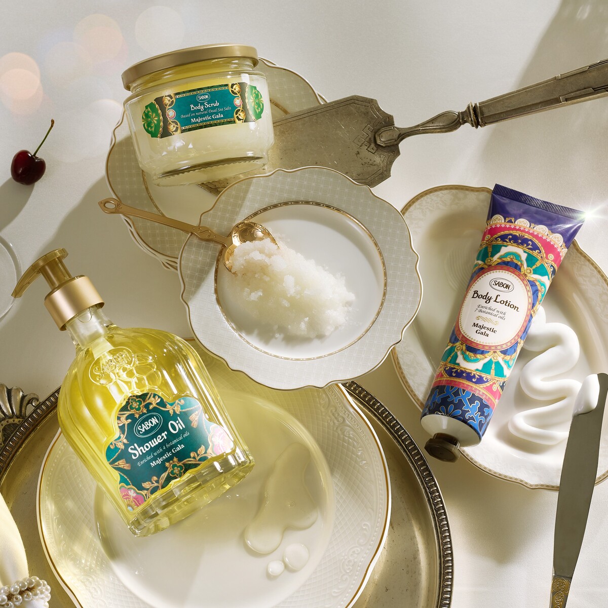 SABON サボン ボディローション シャワーオイル 箱セット 未使用品！ デッドシー シャワーオイルとミネラルボディローション SABON NOIR