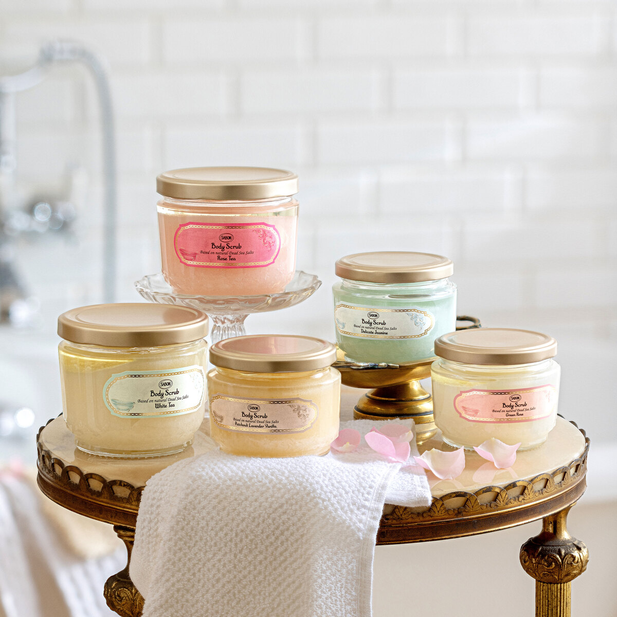 SABON ボディスクラブ ホワイトティー 320ｇ 新品未使用未開封 新品未使用　SABONサボン ボディスクラブ ホワイトティー 320g
