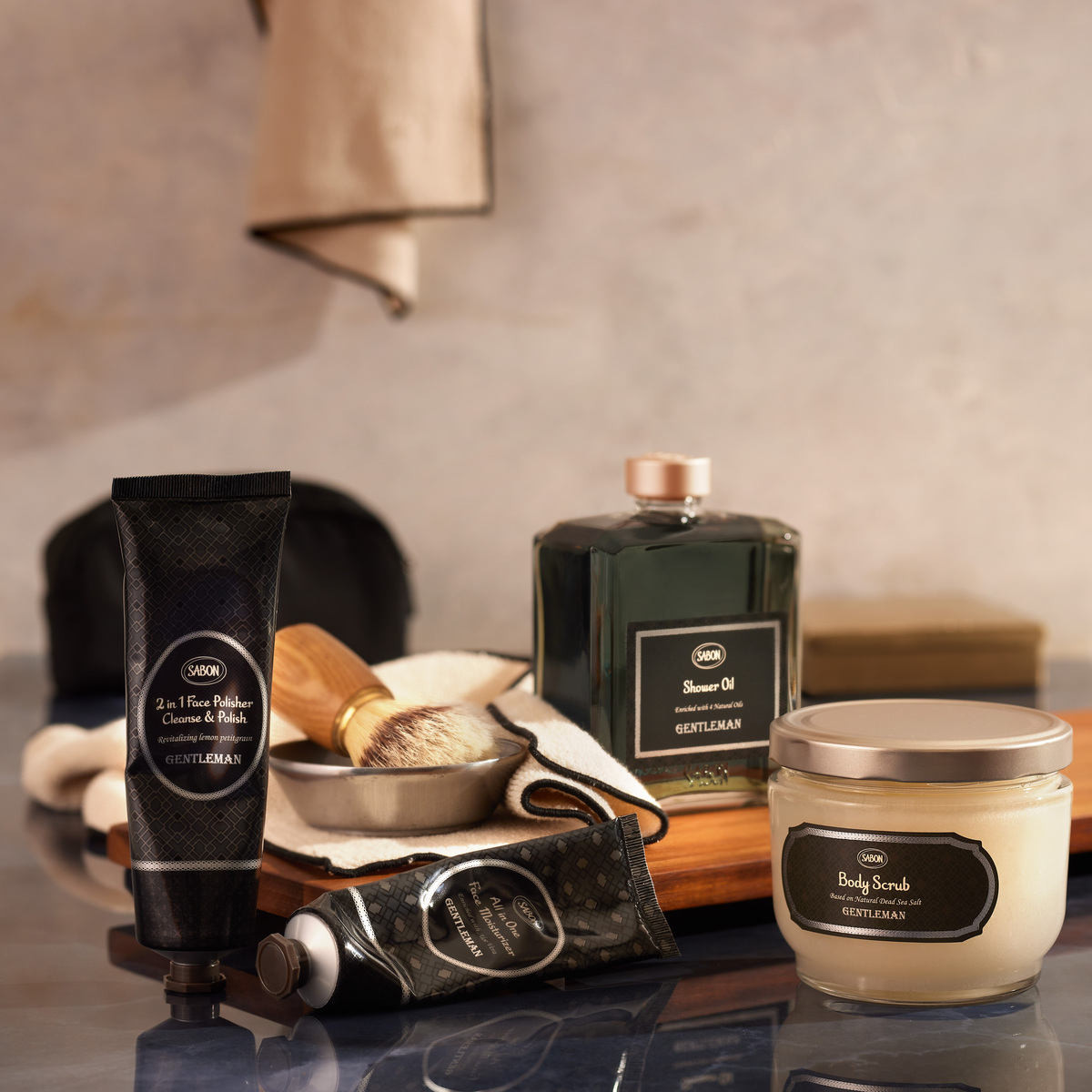 SABON サボン ファブリックミスト ジェントルマン 100ml ショッパー付 ファブリックミスト ボディスクラブ ジェントルマン SABON サボン 綾野