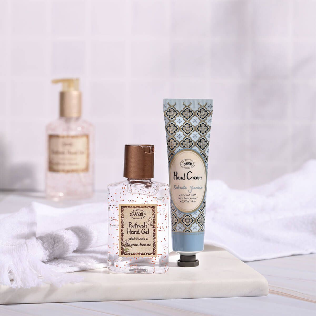 リフレッシュ ハンドジェル 80mL デリケート・ジャスミンの商品画像