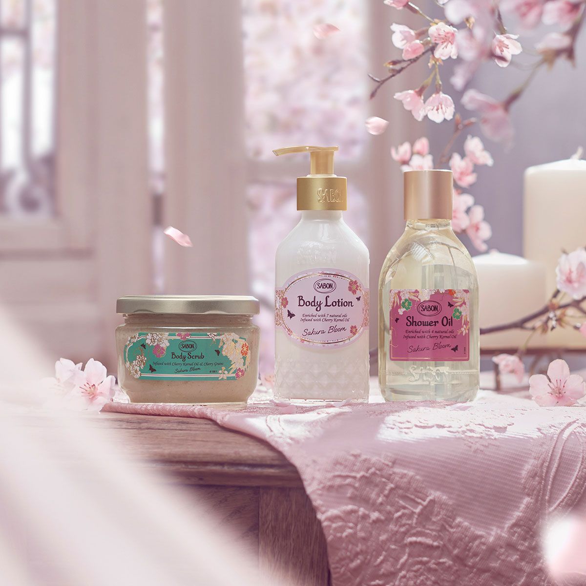 ボディローション(ボトル) ブルーミングの商品画像