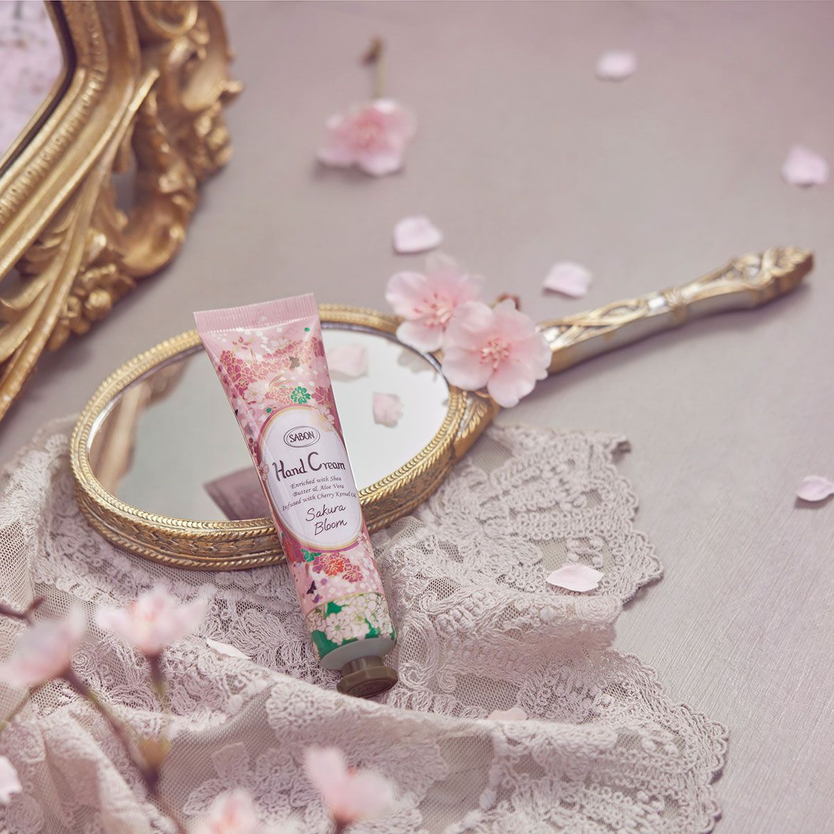 ハンドクリーム(30mL) ブルーミングの商品画像